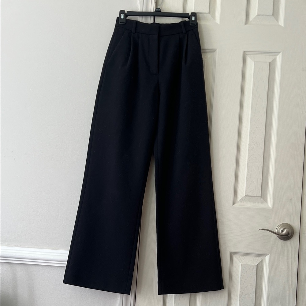A&F Harper Tailored Ultra Wide Leg Pant